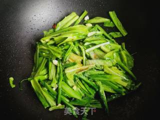 下饭菜：蒜蓉油麦菜的做法步骤：4