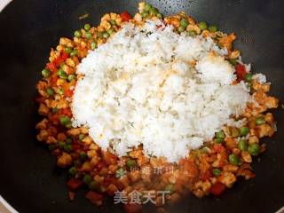 辣白菜炒饭的做法步骤：11