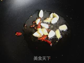 下饭菜：菜椒炒牛肉的做法步骤：3