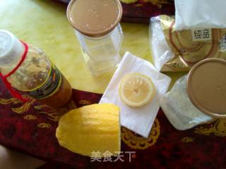 蜂蜜柠檬水的做法步骤：1