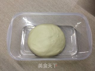 蜜汁叉烧餐包的做法步骤：5
