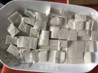 刀鱼豆腐的做法步骤：1