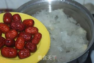桂圆红枣银耳羹的做法步骤：5
