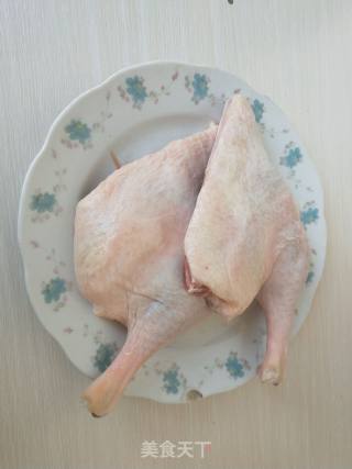 微波炉烤鸭腿的做法步骤：1