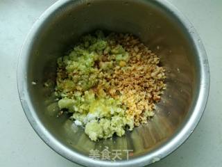 发面猪油渣白菜馅饼的做法步骤：7