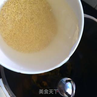 南瓜小米羹的做法步骤：3