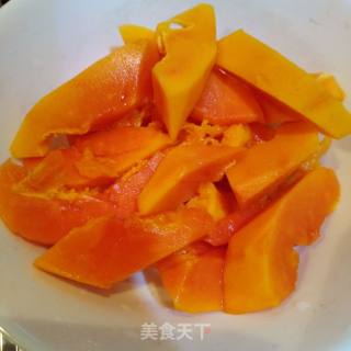木瓜雪耳红枣汤的做法步骤：1