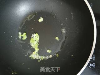 西红柿鸡蛋面的做法步骤：4