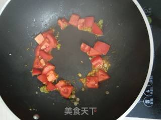 西红柿鸡蛋面的做法步骤：5