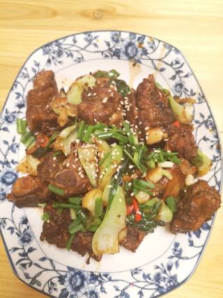 红烧排骨的做法步骤：1