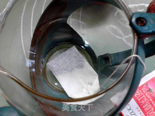 百香果苹果红茶的做法步骤：3