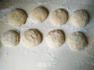 香酥芝麻烧饼的做法步骤：21