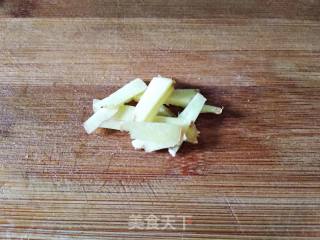 青椒煸白豇豆的做法步骤：3