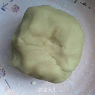 豆沙蔓越莓酥饼的做法步骤：2