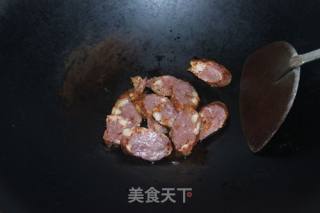 辣肠炒包菜的做法步骤：3