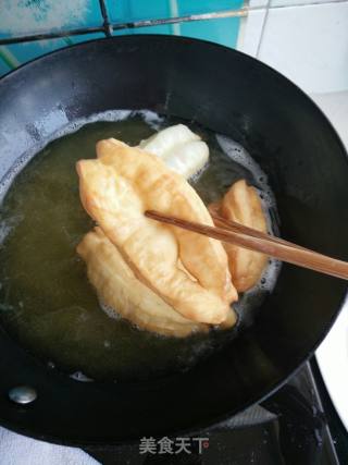 香酥油条的做法步骤：9