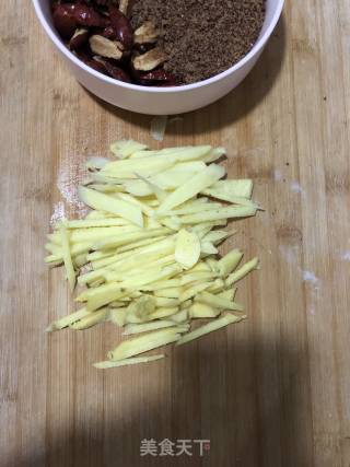 红糖姜茶的做法步骤：1