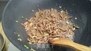 茄子炒肉丝的做法步骤：9