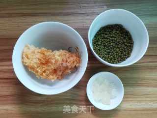 银耳绿豆汤的做法步骤：1