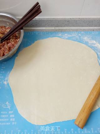 烫面千层葱香肉饼的做法步骤：6