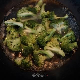 鲜菇花菜的做法步骤：2