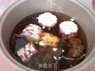 榛蘑玉米冬瓜汤的做法步骤：5