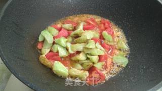 番茄炒丝瓜的做法步骤：7