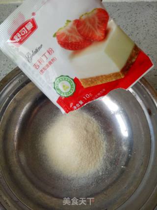 红柚椰奶冻的做法步骤：3