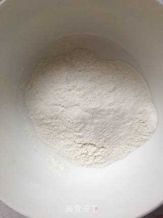 鸡蛋薄饼的做法步骤：1