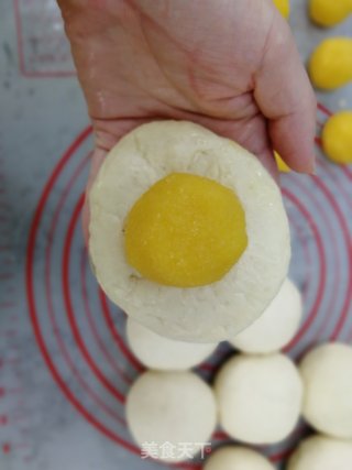 外酥里嫩的多拿滋面包的做法步骤：10