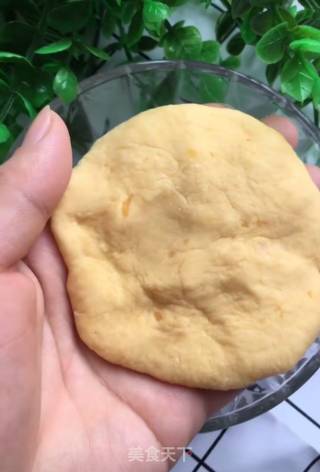 红糖馅红薯小饼的做法步骤：7