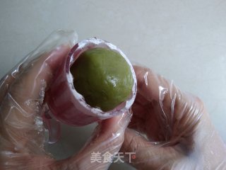 果蔬桃山月饼的做法步骤：10