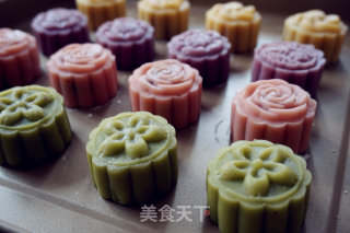 果蔬桃山月饼的做法步骤：11