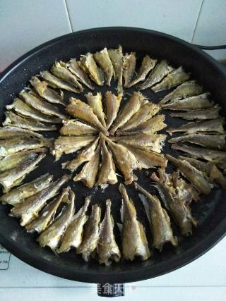 香酥小黄花魚的做法步骤：5
