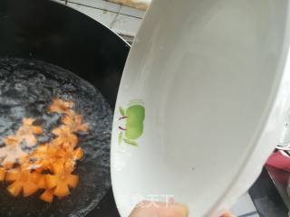 蟹味菇炒肉的做法步骤：2