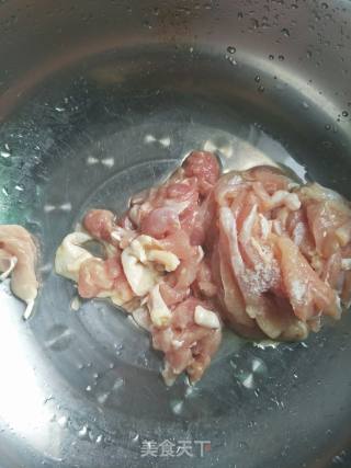 仔姜鸡块的做法步骤：3