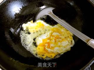 丝瓜炒蛋的做法步骤：2