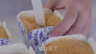 北海道蓝莓戚风【初味日记】的做法步骤：13