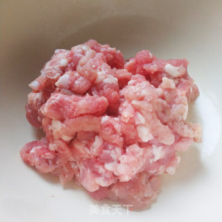 蜜汁猪肉脯的做法步骤：1