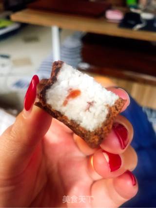 巧克力椰蓉奶酪蔓越莓月饼的做法步骤：21