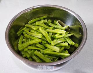 干煸苦瓜的做法步骤：5