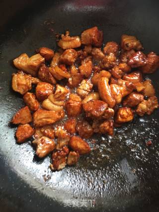 红烧肉炖豆角的做法步骤：4