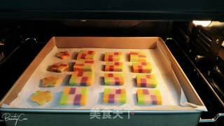 自创彩格饼干的做法步骤：9