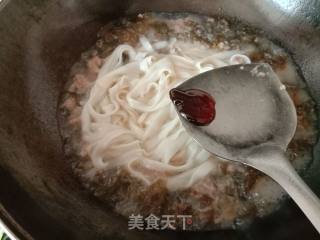 紫菜肉末煮河粉的做法步骤：9