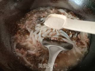 紫菜肉末煮河粉的做法步骤：10