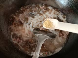 紫菜肉末煮河粉的做法步骤：11