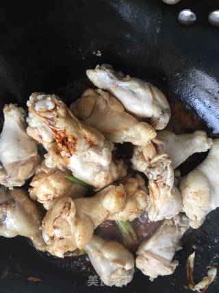 家常鸡翅根的做法步骤：4