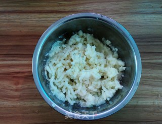 酸菜土豆煎饼的做法步骤：6