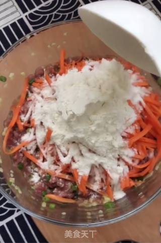 蒸胡萝卜肉丸的做法步骤：4