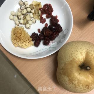 最近上火了，所以煲了雪梨汤水的做法步骤：2